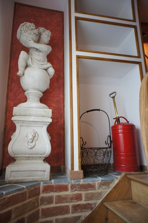 Aux Logis De La Solre Bed & Breakfast Ferrière-la-Petite Екстериор снимка